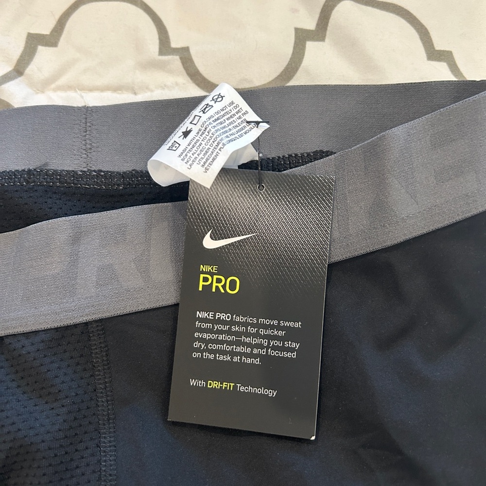 Rare! Nike NBA 3/4 Compression Tights Size XL - Picture 9 of 11